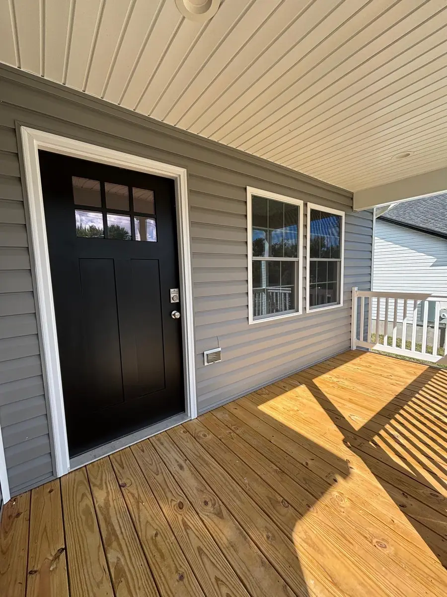 905 Fairfax Ave, Waynesboro, VA 22980 - Image #3