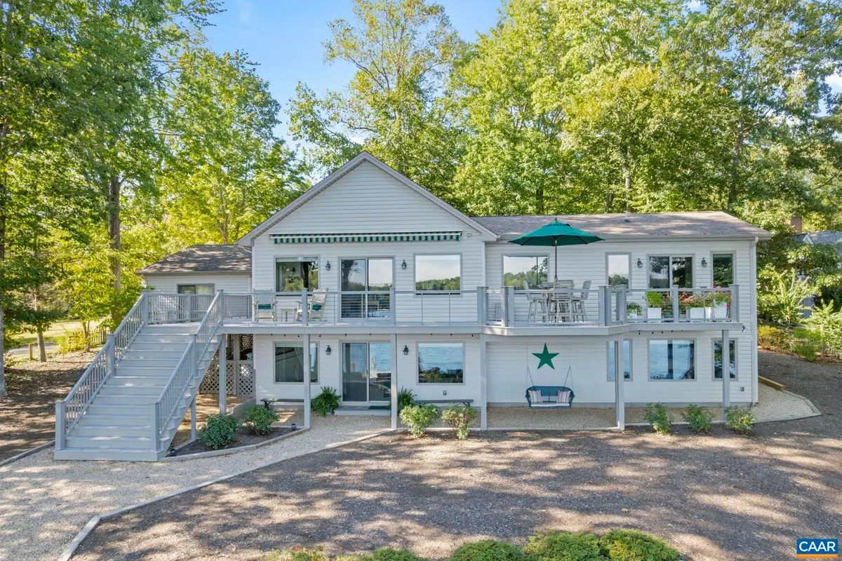 10 Pineknoll Cir, Palmyra, VA 22963 - #1