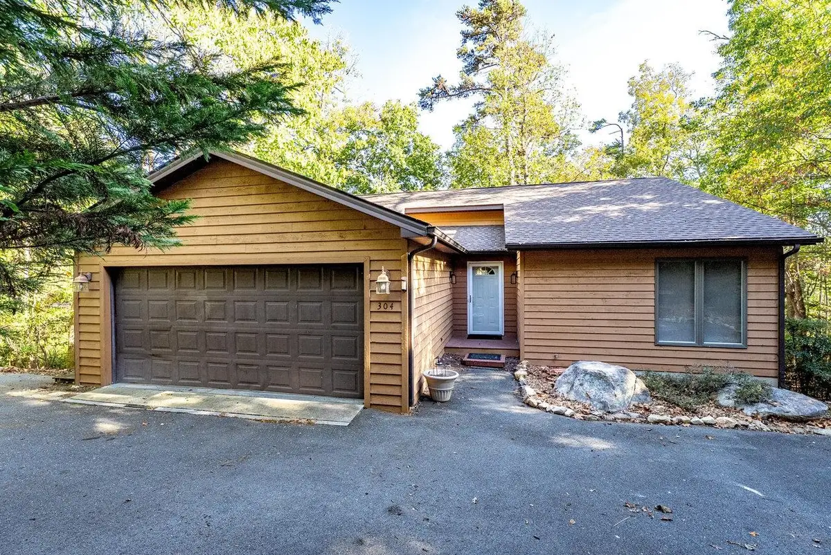 304 Turkey Dr, McGaheysville, VA 22840 - Image #1