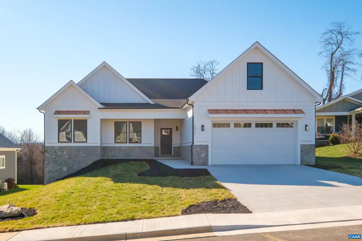 2524 Belvue Rd, Waynesboro, VA 22980 - #1
