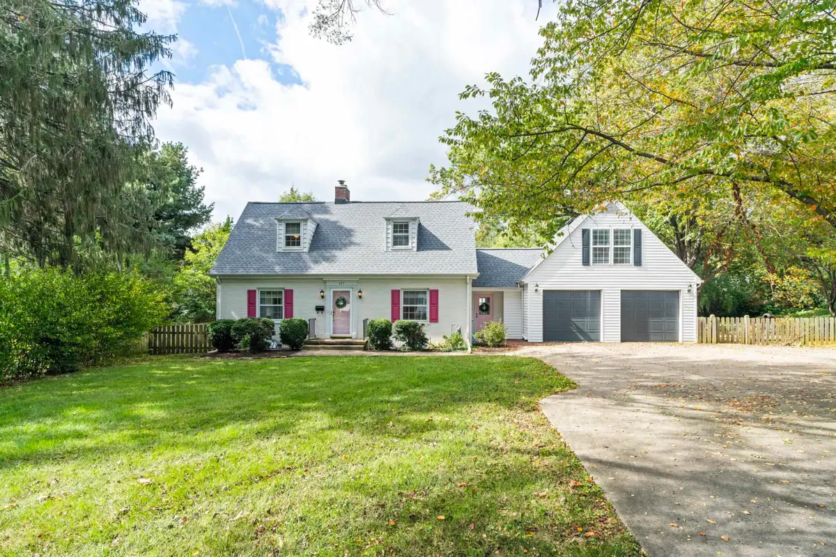 407 Crompton Rd, Waynesboro, VA 22980 - Image #1