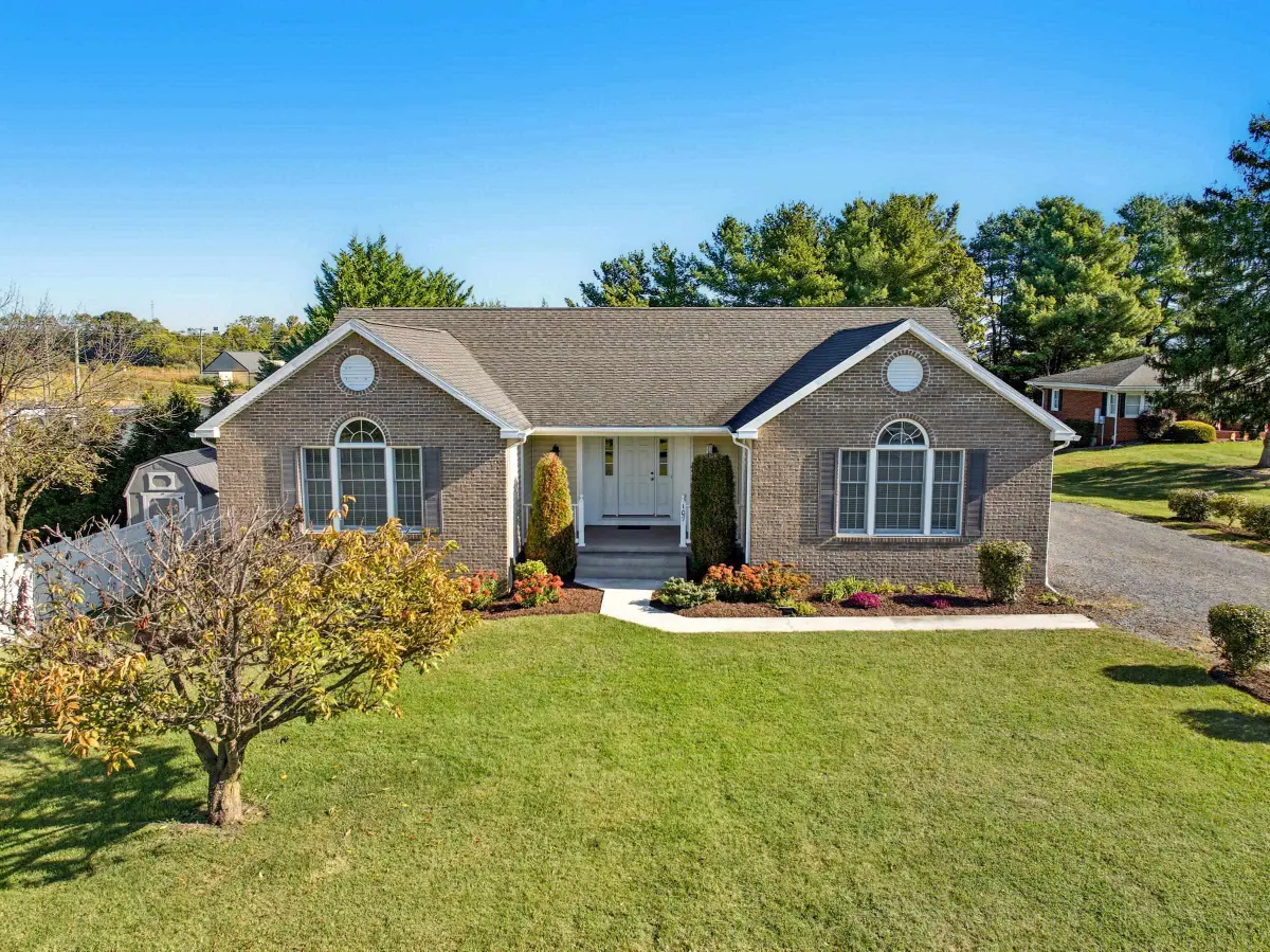 107 Shenell Dr, Mount Jackson, VA 22842 - #1