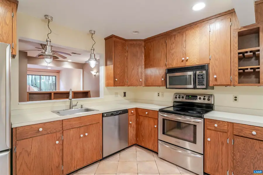 1545 Birnam Dr, Charlottesville, VA 22901 - Image #3