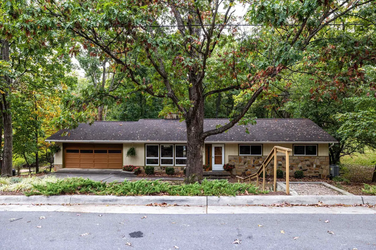 1167 Westmoreland Dr, Harrisonburg, VA 22801 - Image #1