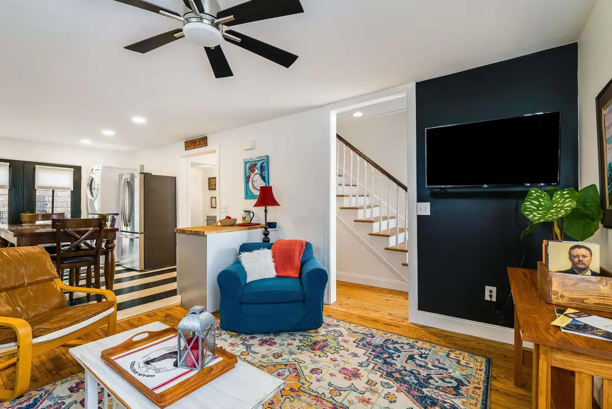 917 Beverley St W, Staunton, VA 22980 - Image #1