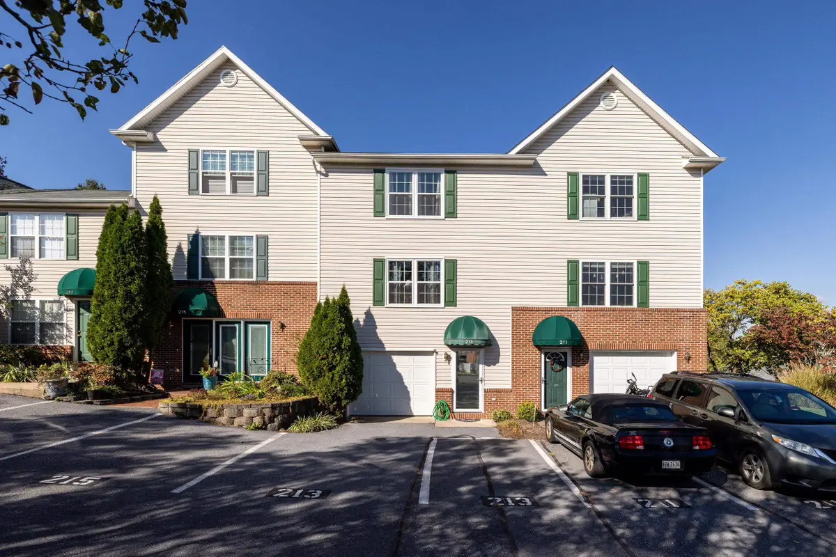213 Emerson Ln, Harrisonburg, VA 22802 - Image #1