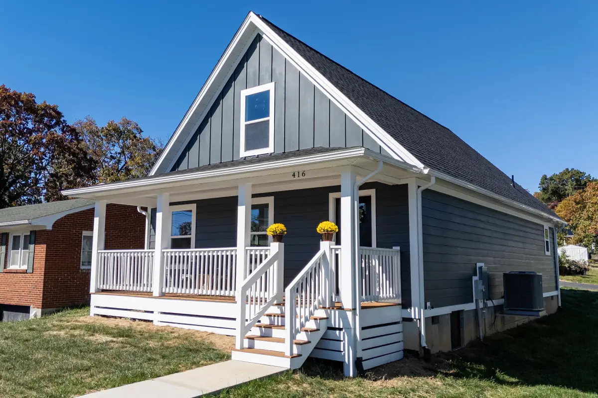 416 Grubert Ave, Staunton, VA 24401 - Image #1