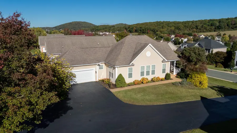 173 Heather Ln, Staunton, VA 24401 - Image #2