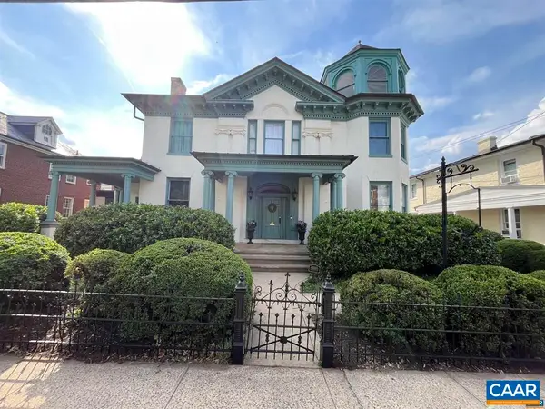 409 Park St, Charlottesville, VA 22902