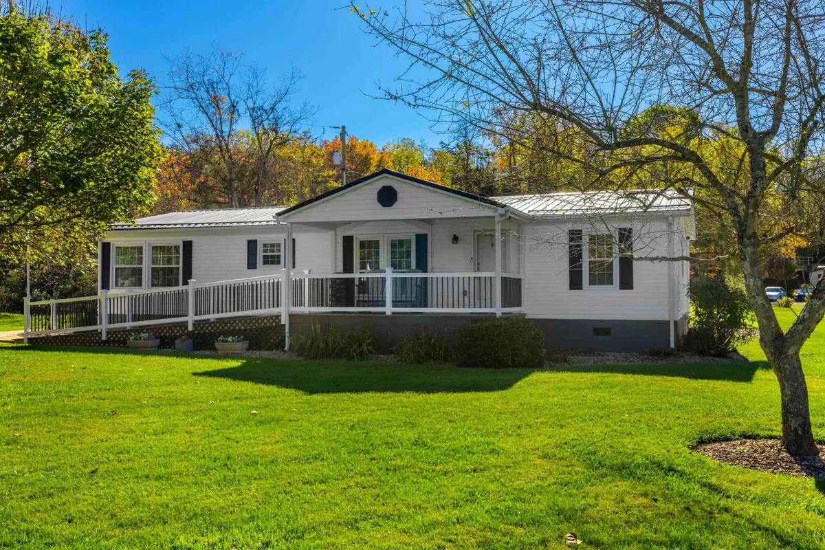 16 Ball Diamond Trl, South River, VA 24482 - Image #1