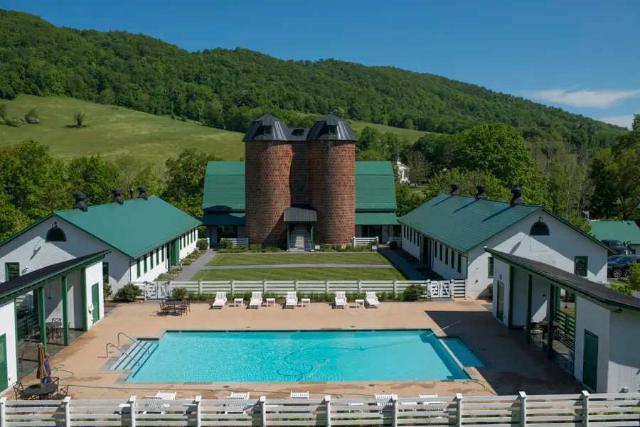 21 Shepherds Trl, Hot Springs, VA 24445 - Image #3