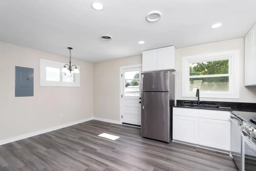 124 Loudoun Ave, Waynesboro, VA 22980 - Image #3