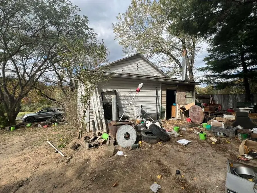 2886 Cold Springs Rd, Greenville, VA 24440 - Image #2