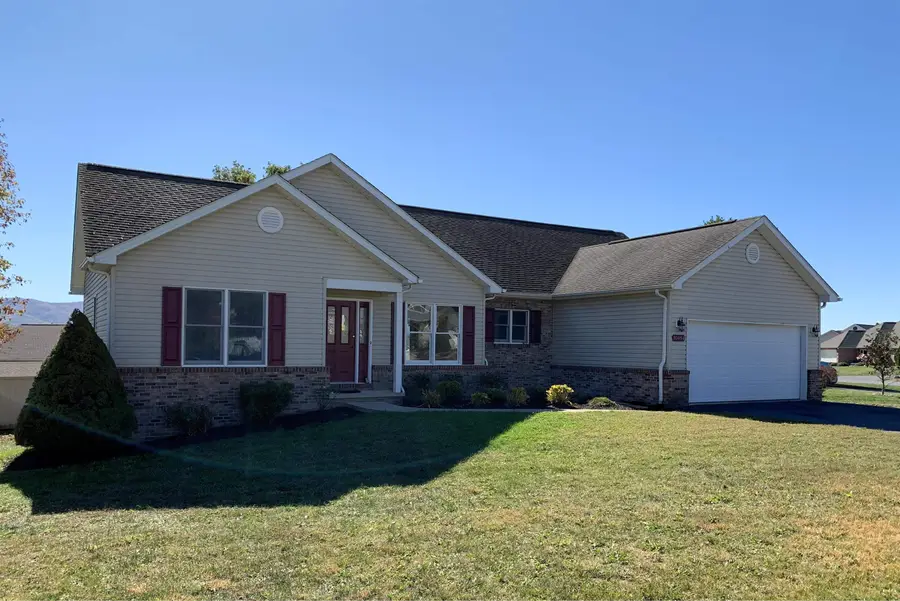 10484 Blue Spruce Ct, McGaheysville, VA 22840 - Image #3