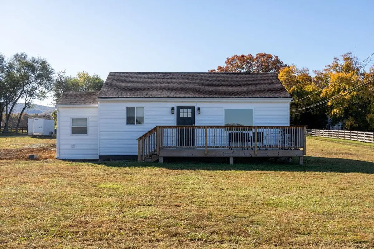 2290 Newtown Rd, Elkton, VA 22827 - #1