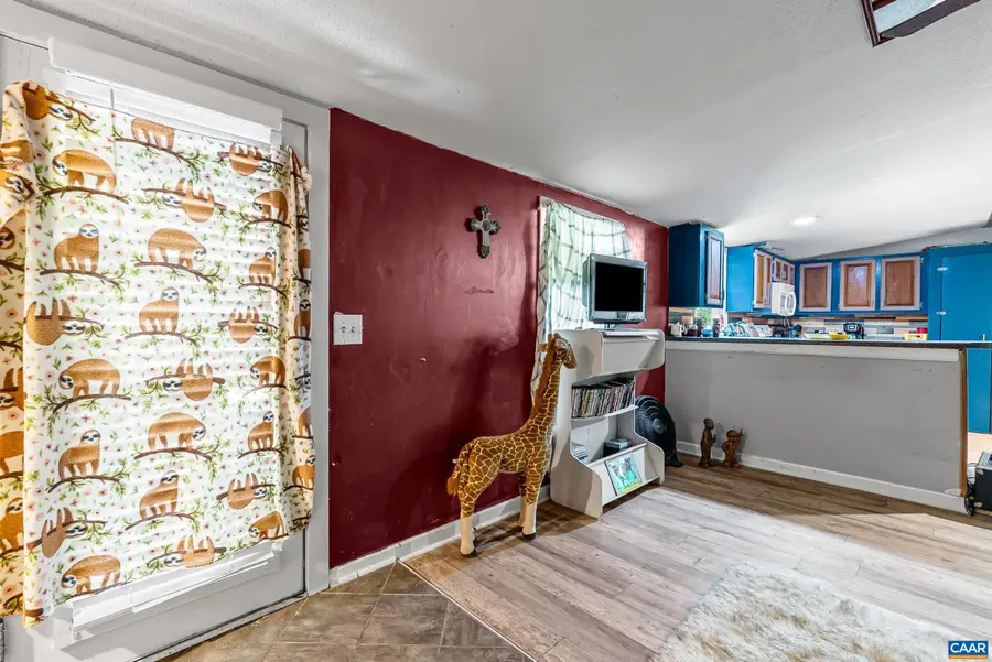 386 Cub Creek Rd, Appomattox, VA 24522 - Image #3