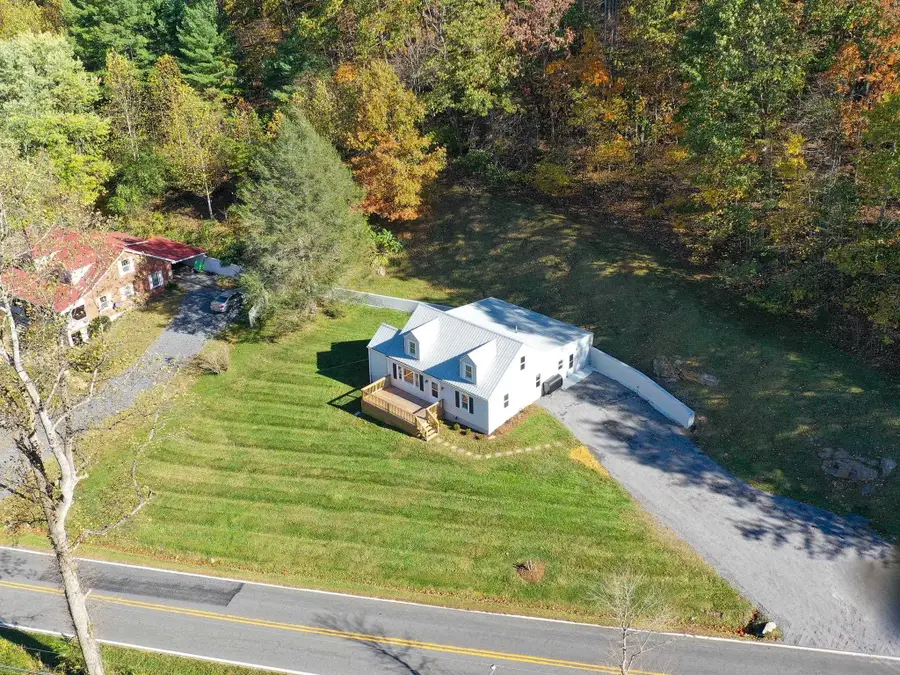 2020 West Midland Trl, Lexington, VA 24450 - Image #2