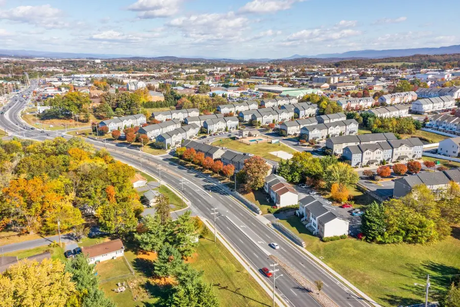 2217 Reservoir St, Harrisonburg, VA 22801 - Image #3