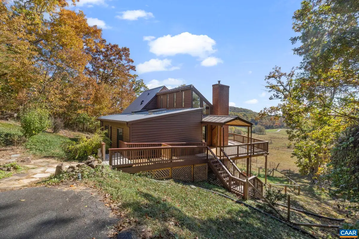 504 Farmview Rd, Stanardsville, VA 22973 - #1