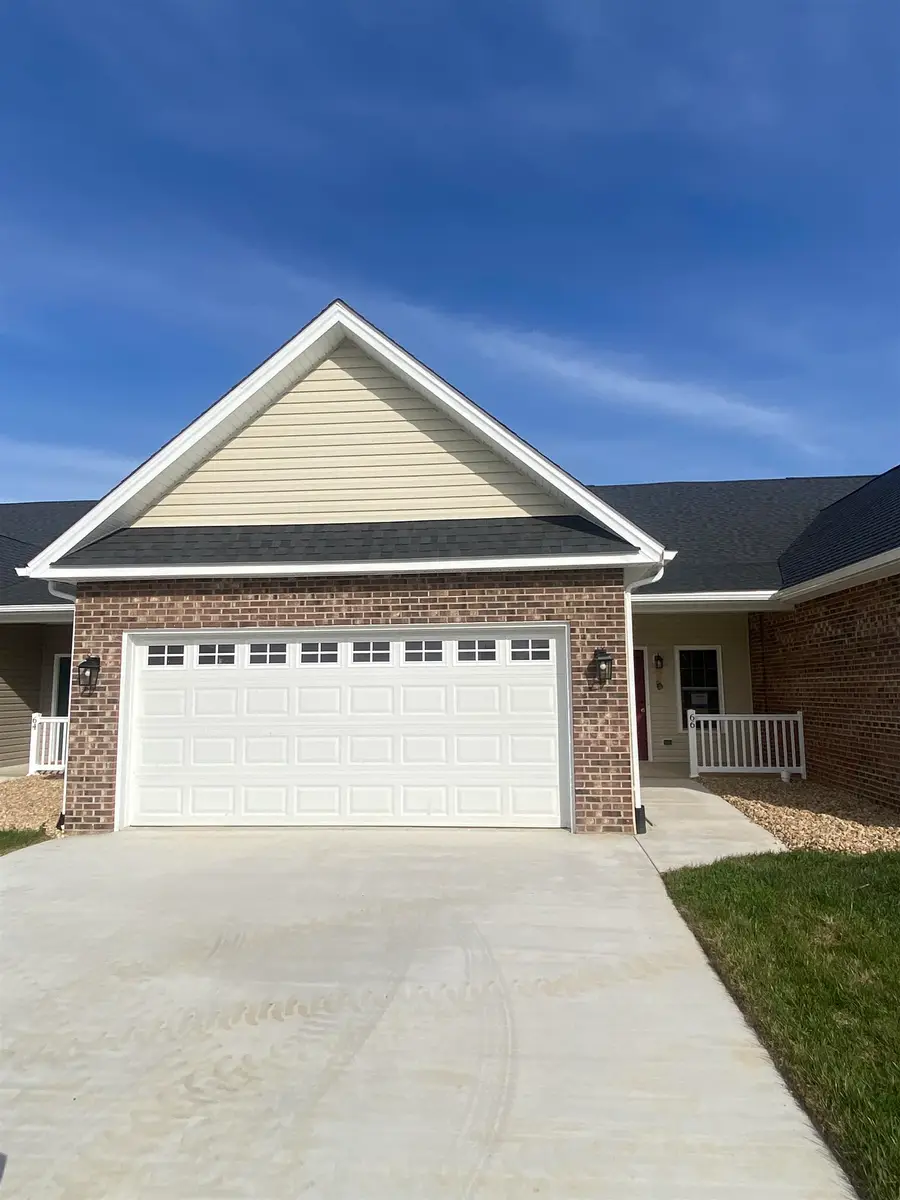 66 Fossil Dr, Stuarts Draft, VA 24477 - Image #2