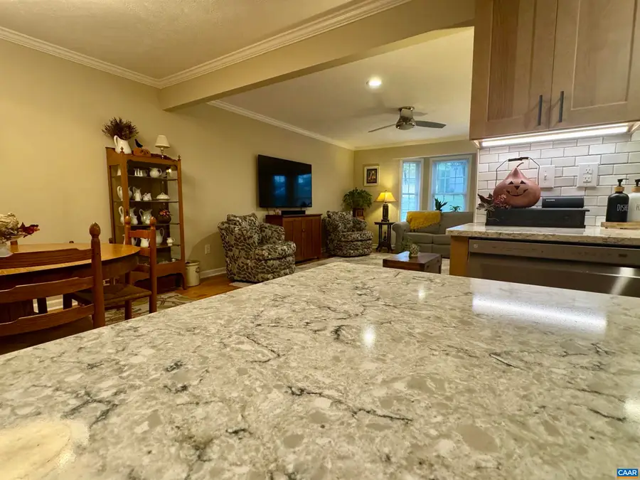 30 New Brunswick Rd, Fishersville, VA 22939 - Image #3