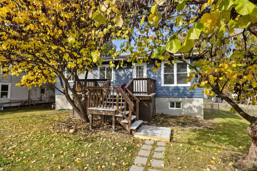 421 Charlotte Ave N, Waynesboro, VA 22980 - Image #2