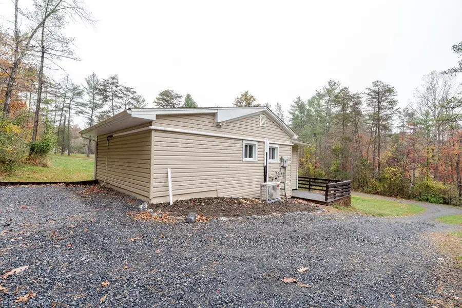 10545 Falling Pine Ln, Dayton, VA 22821 - Image #3