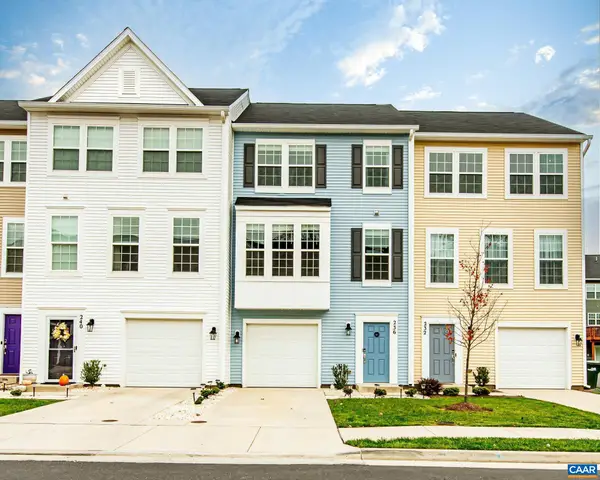 236 Willowshire Ct, Waynesboro, VA 22980