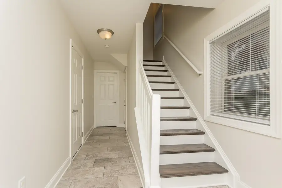 376 Tanzanite Dr, Harrisonburg, VA 22801 - Image #3