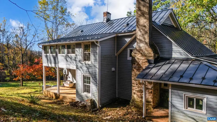 2728 East Branch Loop, Roseland, VA 22967 - #2