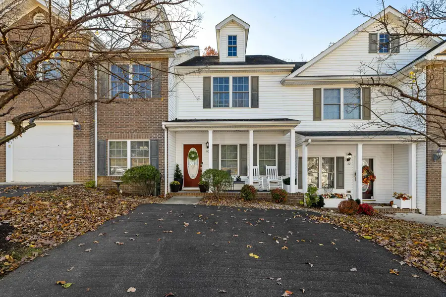 110 Collinswood Dr, Staunton, VA 24401 - Image #2