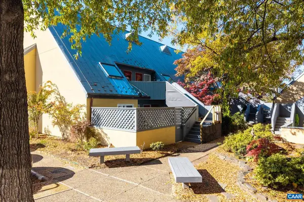 301 2nd St Nw, Charlottesville, VA 22902