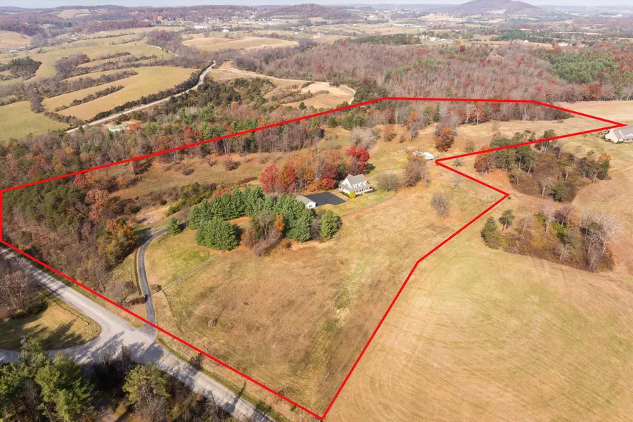 746 Christians Creek Rd, Staunton, VA 24401 - #3