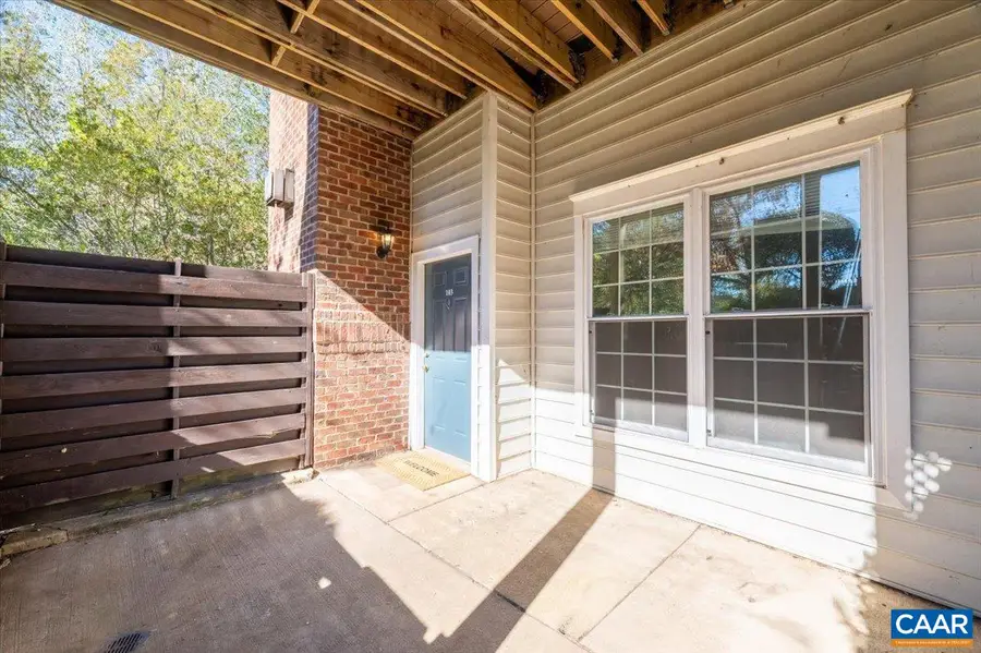 1075 Weybridge Ct, Charlottesville, VA 22911 - Image #3