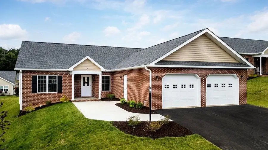 5 River Oak Dr, Staunton, VA 24401 - Image #2