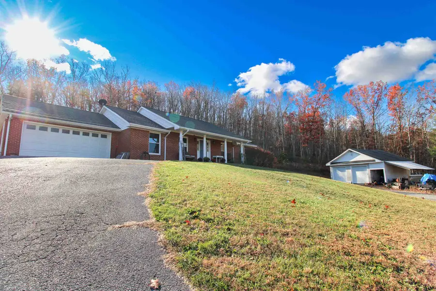 169 Calf Mountain Rd, Waynesboro, VA 22980 - Image #3