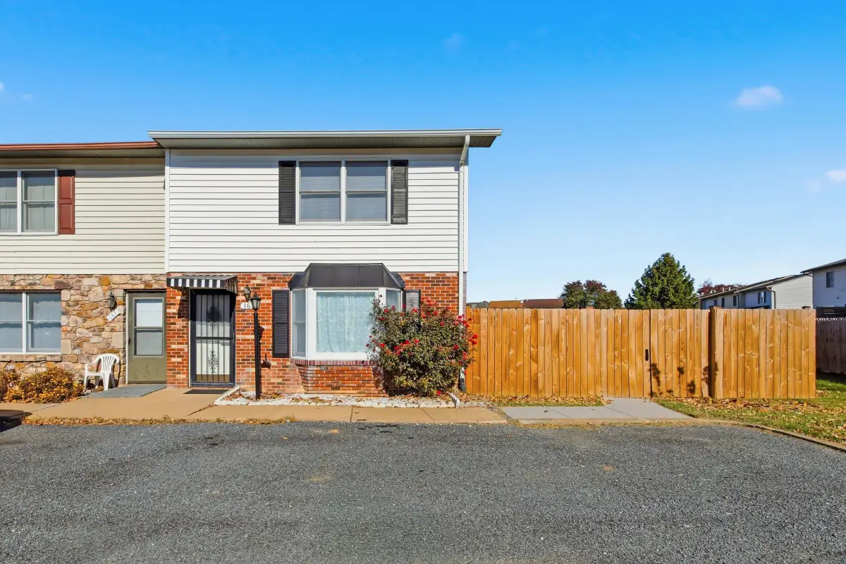 163 Reservoir Rd E, Woodstock, VA 22664 - #1