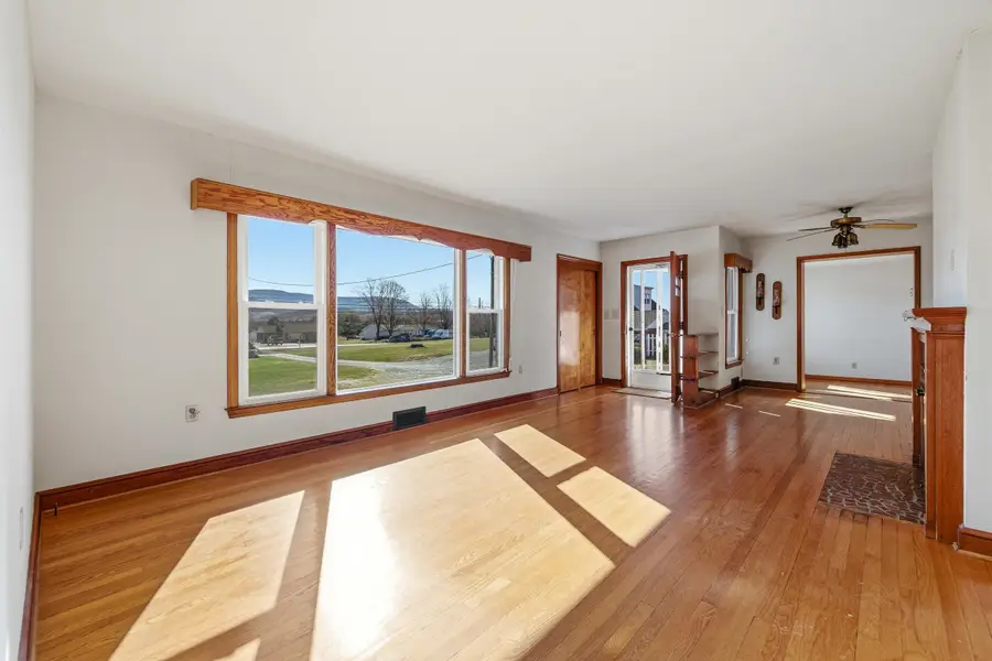 8241 North Valley Pike, Harrisonburg, VA 22802 - Image #2