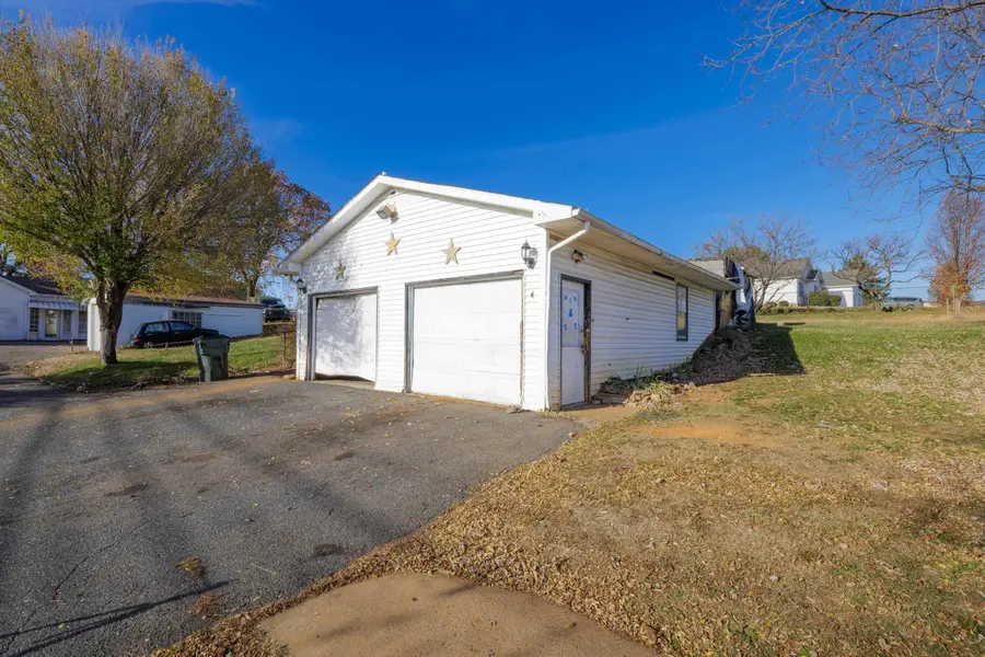 1950 Jefferson Hwy, Fishersville, VA 22939 - Image #2