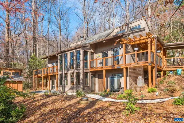 247 Blue Rock Rdg, Charlottesville, VA 22903