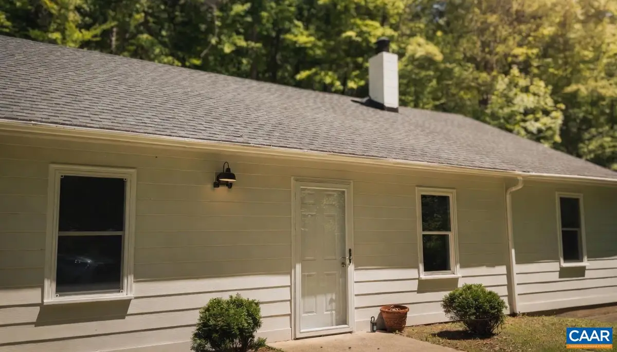 3189 James River Rd, Howardsville, VA 24562 - #1