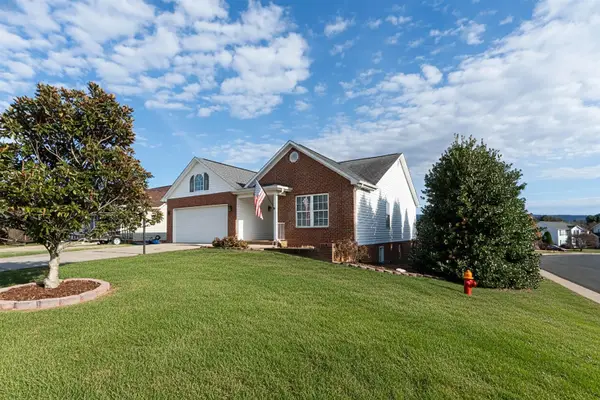 200 Bedford Rd, Waynesboro, VA 22980