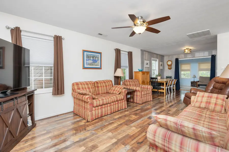 49 Hillandale Dr, Staunton, VA 24401 - Image #3