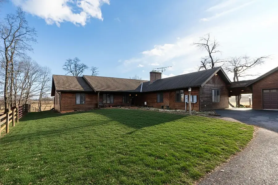 129 Shemariah Rd, Middlebrook, VA 24459 - Image #3