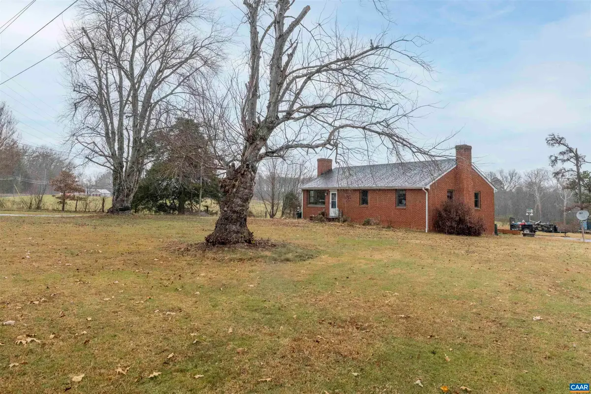 3404 Thomas Jefferson Pkwy, Palmyra, VA 22963 - Image #1