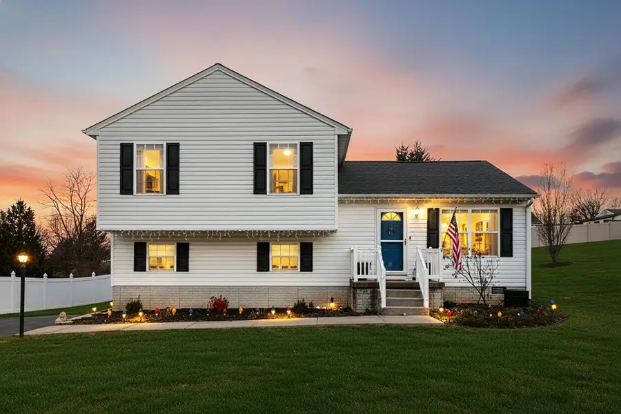 32 Woodside Dr, Waynesboro, VA 22980 - Image #3