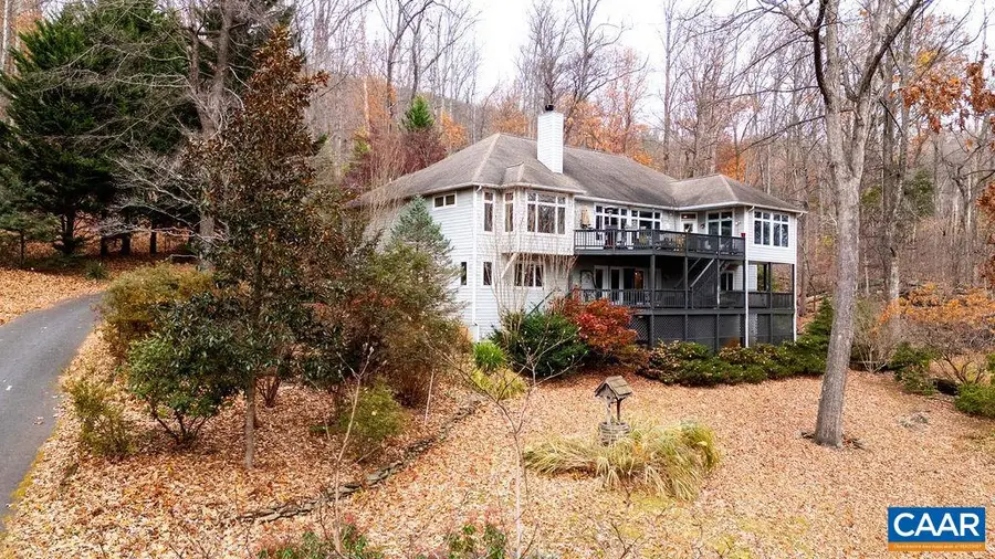 423 Foothills Dr, Nellysford, VA 22958 - #2