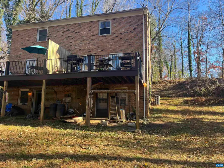 158 Buckingham Cir, Charlottesville, VA 22903 - Image #3