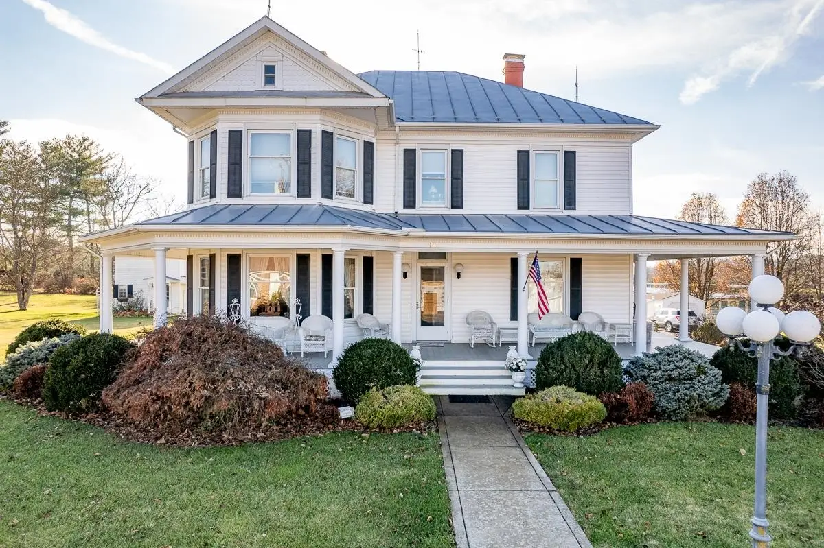 187 Houff Rd, Weyers Cave, VA 24486 - Image #1