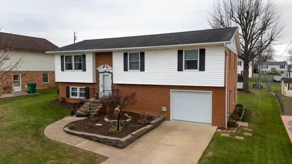 138 First St, Broadway, VA 22815